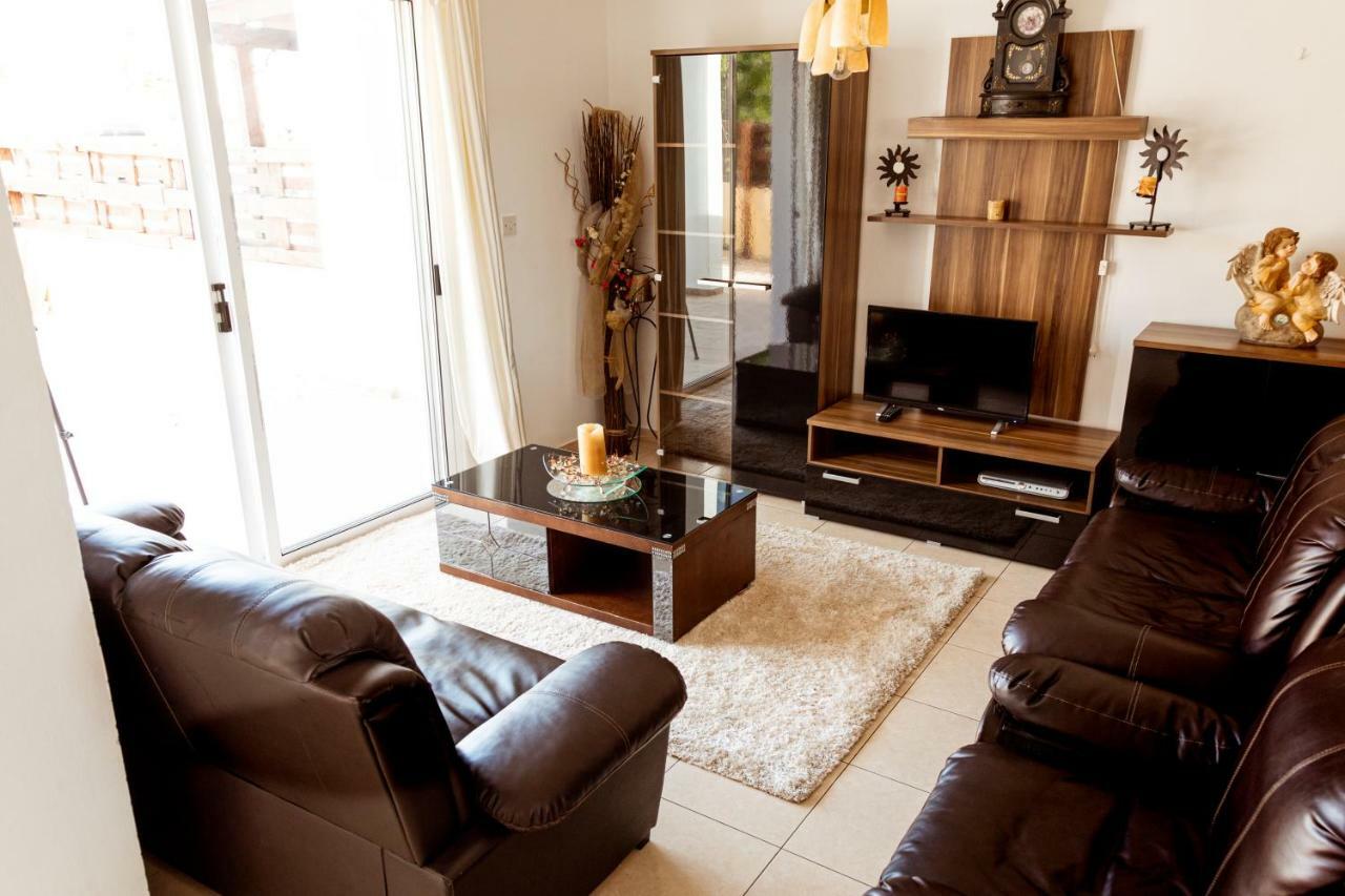 Villa Nikoleta House à Emba Extérieur photo